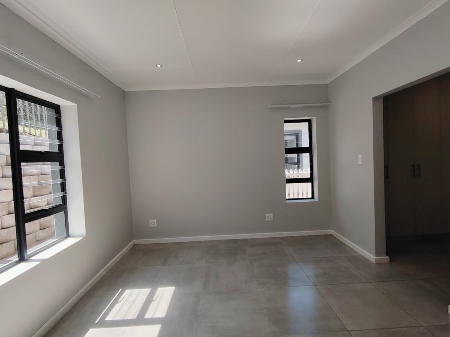 To Let 3 Bedroom Property for Rent in Sedgefield Central Western Cape